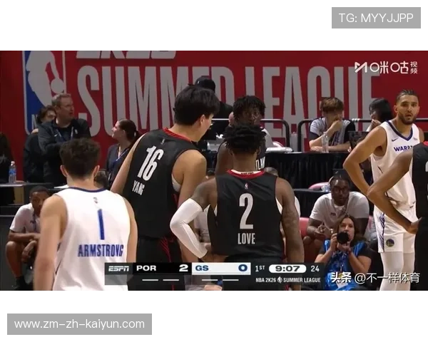 CBA震撼瞬间：半场压哨三分让比赛瞬间沸腾