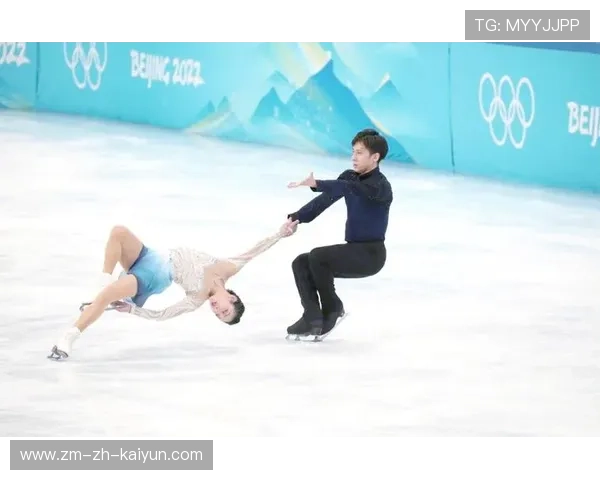 花样滑冰金牌争夺战难度拉满——冰上天幕上的极限较量